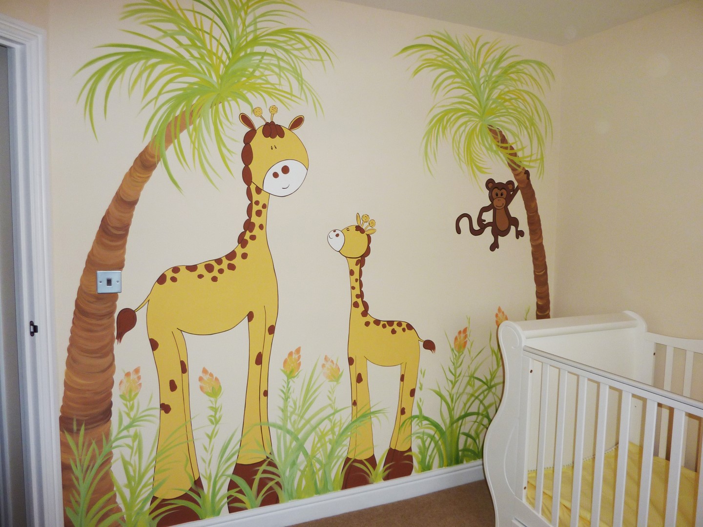 Mummy & baby Giraffe Mural